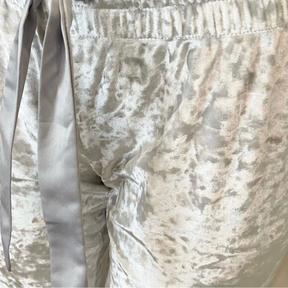 VICTORIA’S Secret Pearl Crushed Velvet Pajama Jogger Pant Size S $44 - Picture 6 of 10